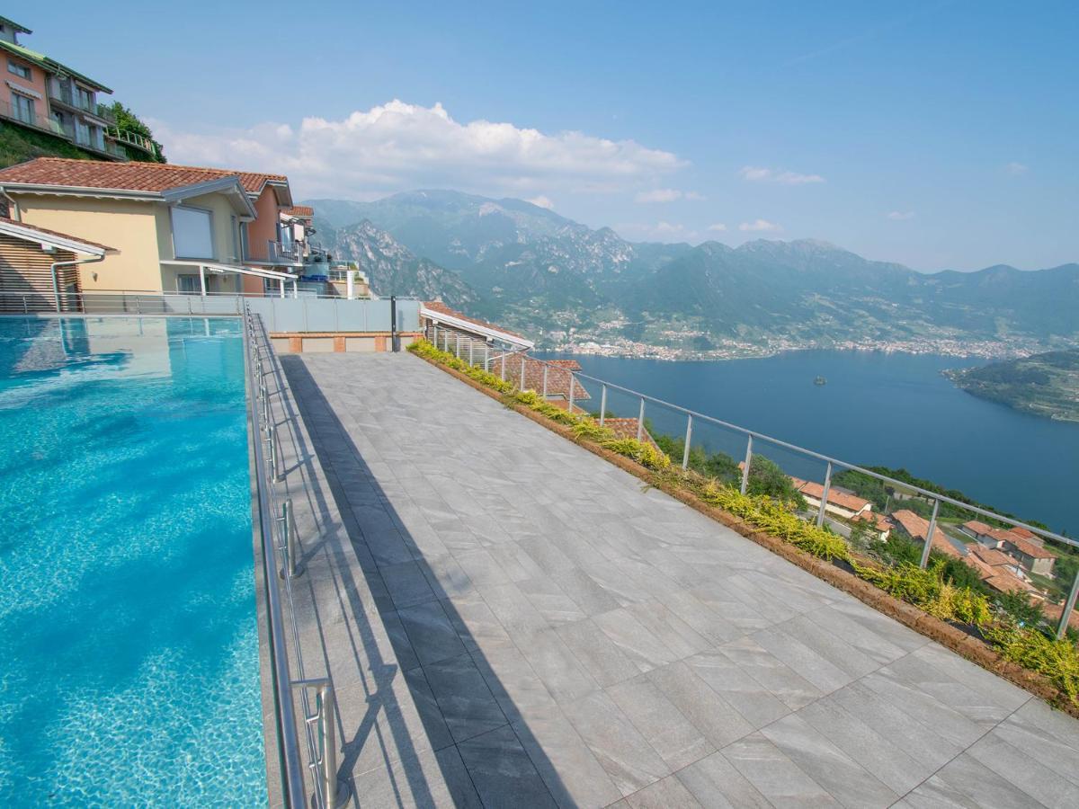 Van Gogh - Beautiful Lake Iseo View And Swimming Pool Parzanica Exteriör bild
